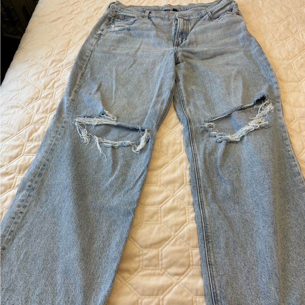 American Eagle Jeans. Size 16 regular.